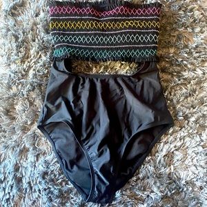 Strapless bathing suit